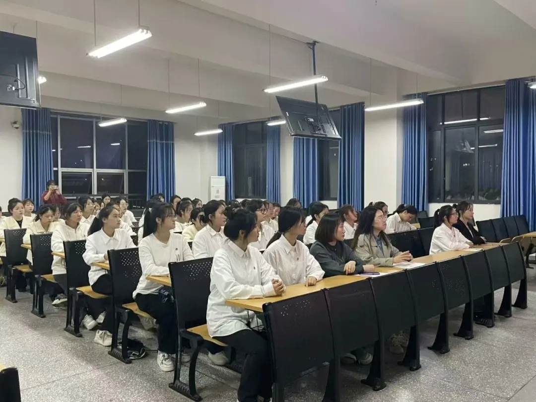 图示, 示意图
中度可信度描述已自动生成:ver1